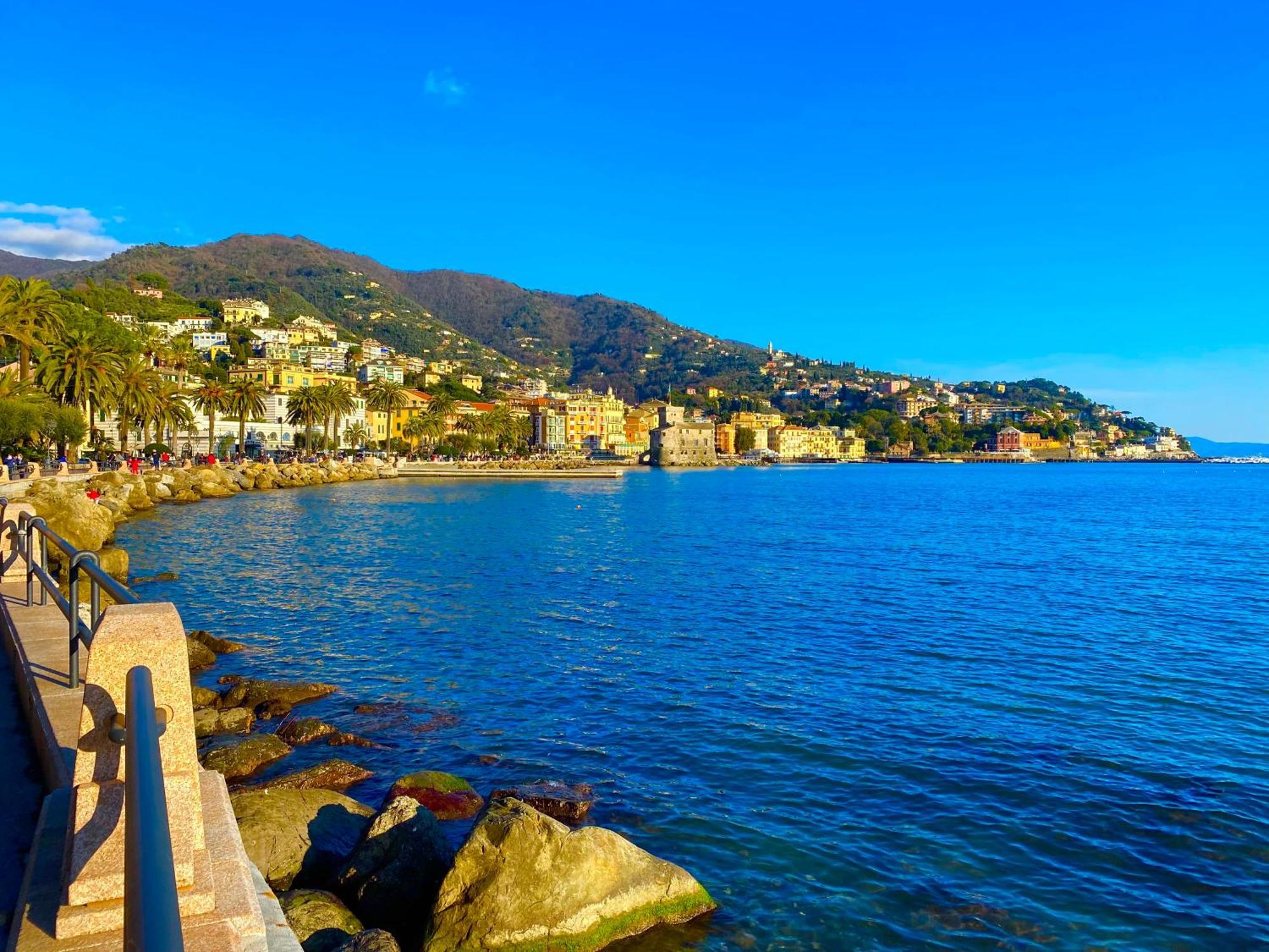 Casa Genovese, Splendido Appartamento In Centro A Rapallo Exterior photo